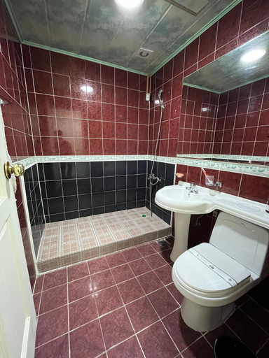 Bathroom 5, Mokpo Ekonomy Hotel, Muan