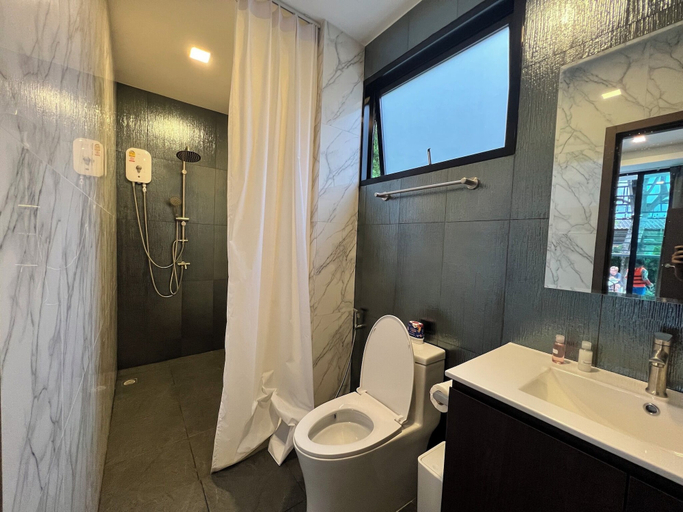 Bathroom 3, 168 Garden Pool Villa, Bang Lamung