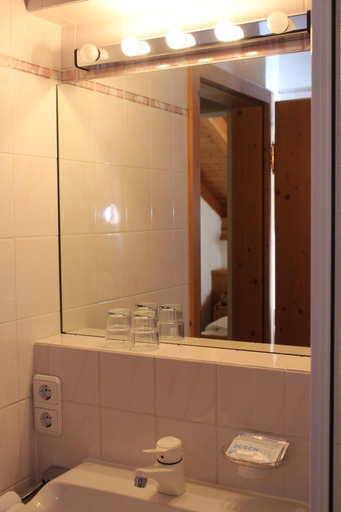 Bathroom, Kurhotel Rupertus, Berchtesgadener Land
