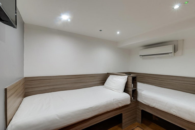 Bedroom 2, The Podworks Hotel, Sefton