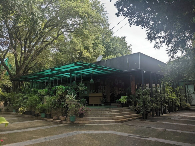 Exterior & Views, Haritha Holidays - Rooms & Restaurant, Hingurakgoda