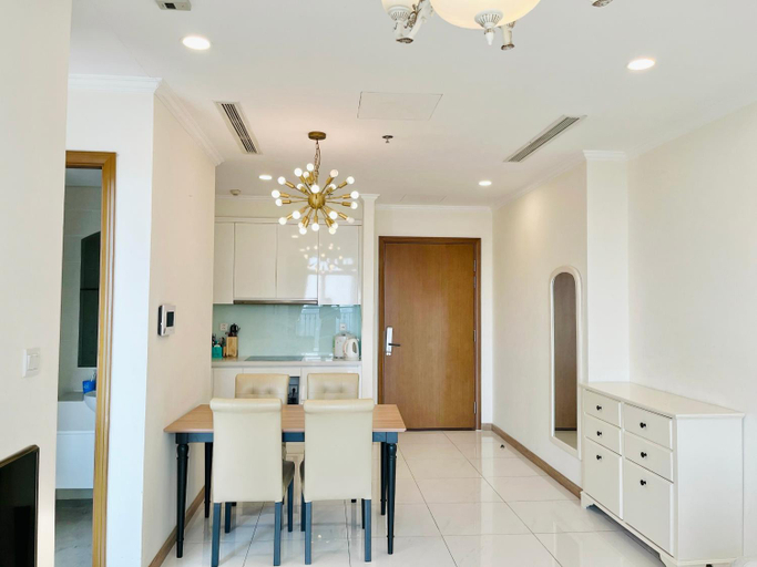 Dining Room 9