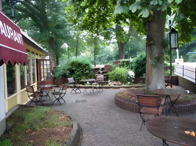 Others 5, Hotel Restaurant de Loenermark, Apeldoorn