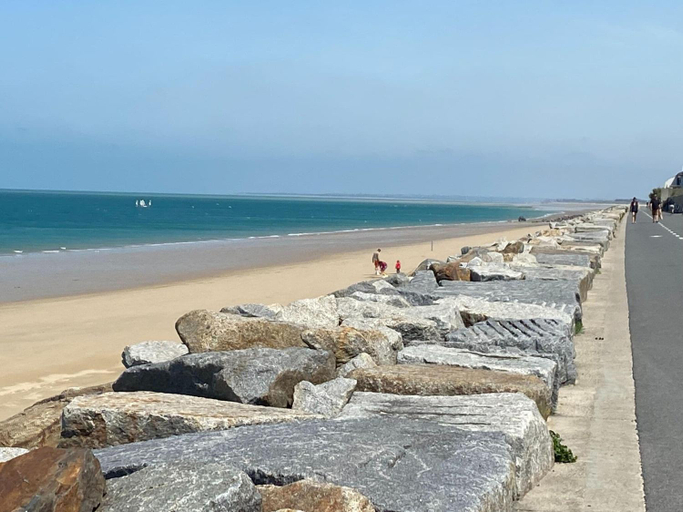 Others 5, Holiday Home in Normandy near Sandy Beach, Manche