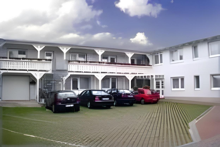 Exterior & Views 2, Hotel Zum Hafen, Vorpommern-Rügen
