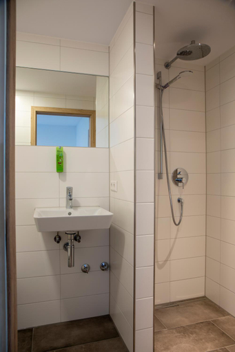 Bathroom 5, Gasthof Adler, Bodenseekreis