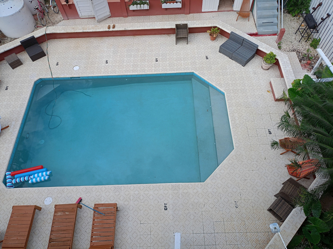 Sport & Beauty, Caye Caulker Condos By Barefoot