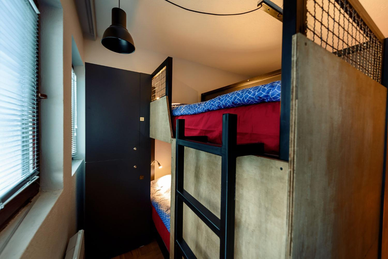 Others 5, Town hostel, Peć