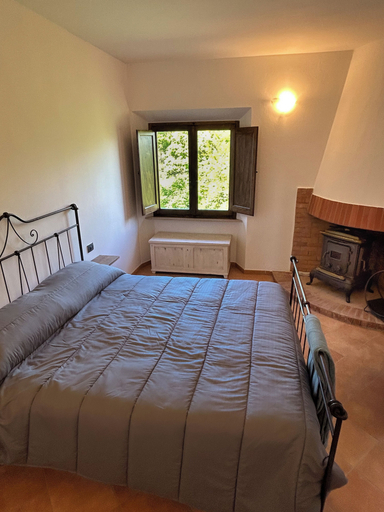 Bedroom 3, Villa Mucellena, Siena