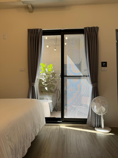Others 2, Airship Elevator Homestay, Taitung