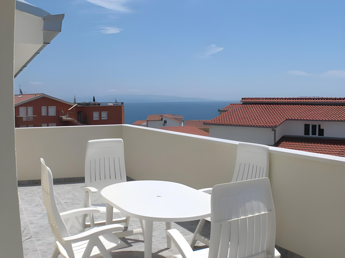 Others 3, Apartments Villa Filip, Okrug