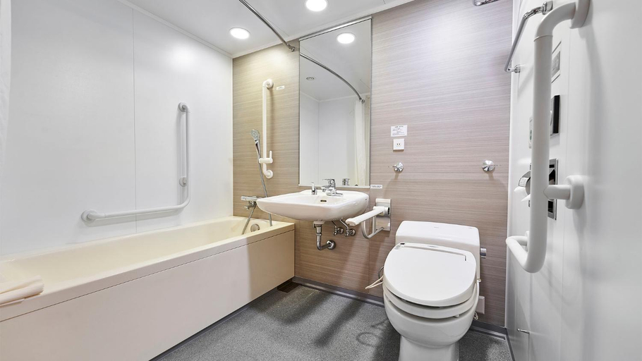 Bathroom 21