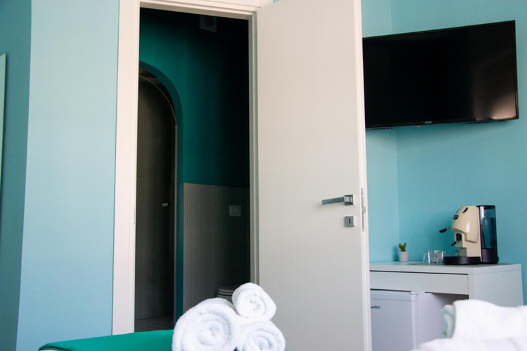 Others 2, B&B LIBRA rooms & suite, Salerno