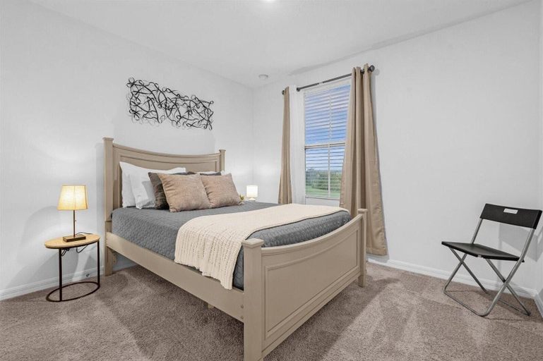 Bedroom 1, 654 LD - Festival, Polk