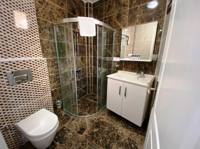 Bathroom 2, Mai Otel Cunda, Ayvalık