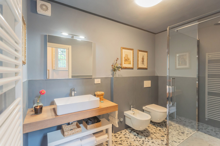 Bathroom 4, Cinque Giornate 70 Suites by Rent all Como, Como