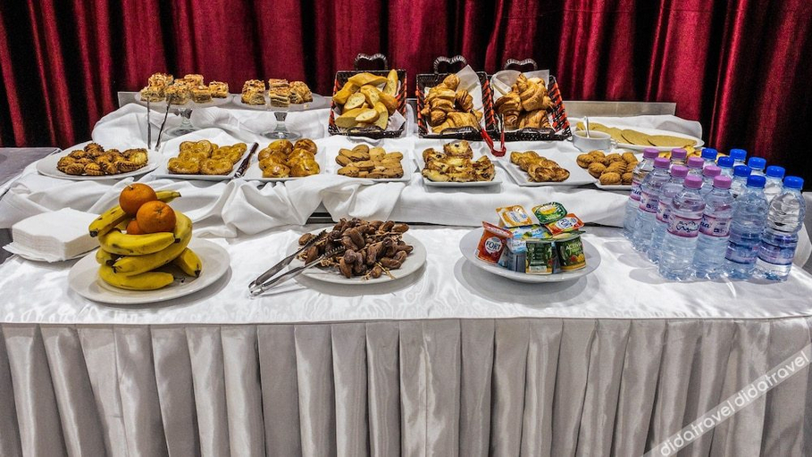 Food & Drinks 5, Hotel Des Beaux Arts, Bouzareah