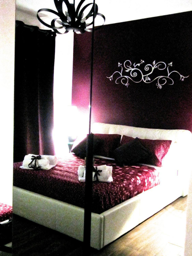 Others 4, Symposium Bed&Breakfast, Catania