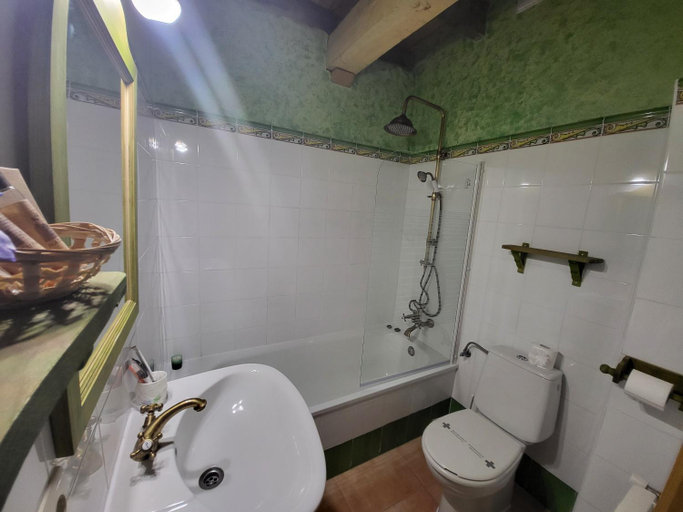 Bathroom, Hotel Rural LA CARCEL, León
