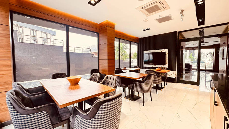 Food & Drinks 4, Golden Inn Airport Trabzon, Merkez