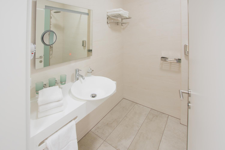 Others 4, Hotel Rimo, Ried im Innkreis
