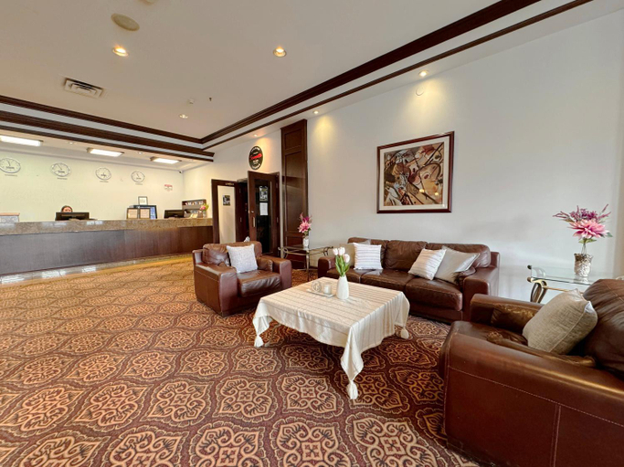 Public Area 2, Divya Sutra Plaza and Conference Centre Calgary Airport, Division No. 6
