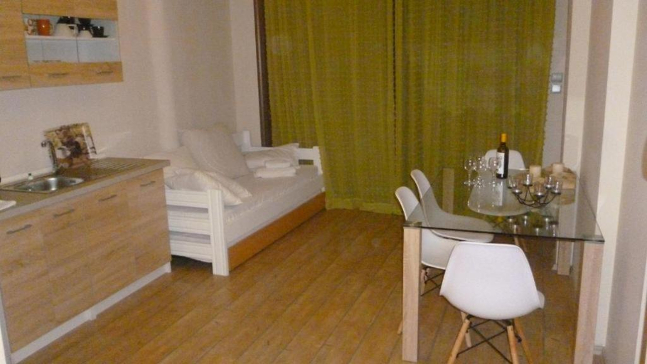 Others 3, HOME SWEET HOME, East Macedonia and Thrace
