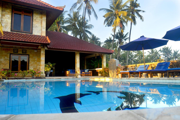 Swimming Pool 4
