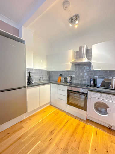 Others 3, Chancery Lane Residences, London