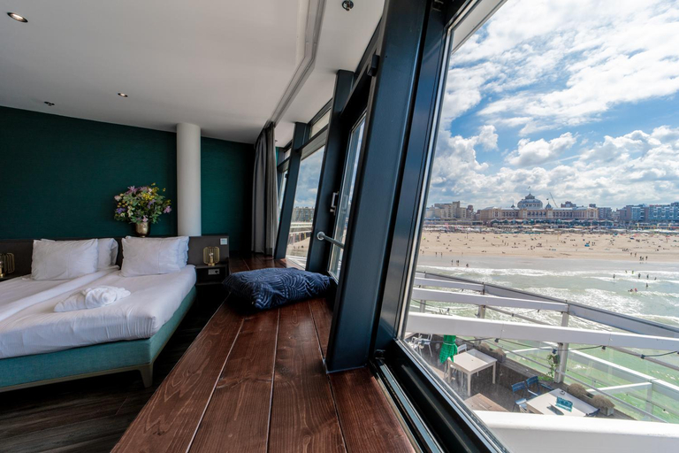 Others 4, De Pier Suites, Den Haag