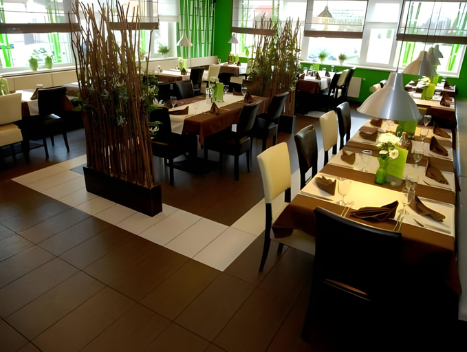 Food & Drinks 3, Hotel Lion, Brno