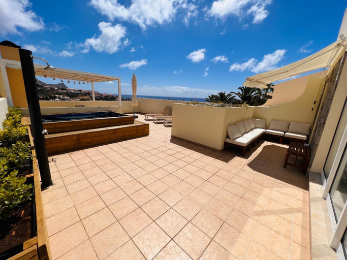 Others 2, Casa da Pedreira, Porto Santo