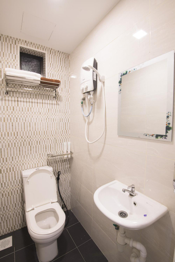 Bathroom 5, LTL GUESTHOUSE, Johor Bahru