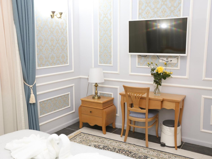 Bedroom 2, Sergei Palace Hotel, Jerusalem