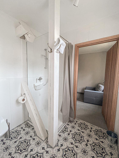 Bathroom 2, ZielonoMi-Zielonowo, Olsztyn