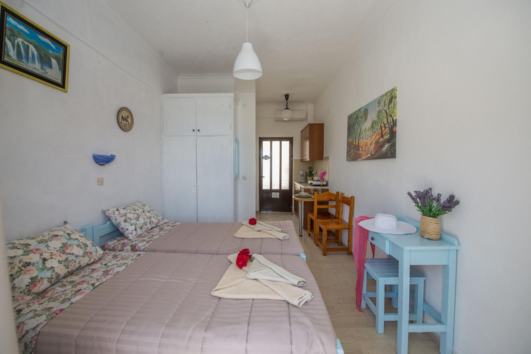 Bedroom 1, Spiros and Polyxeni Apartments Afionas, Ionian Islands