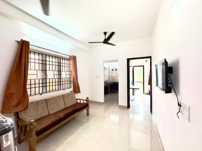Others 5, Sishya Hotels & Service Apartment Thoraipakkam, Chennai OMR, IT Expressway, Kancheepuram