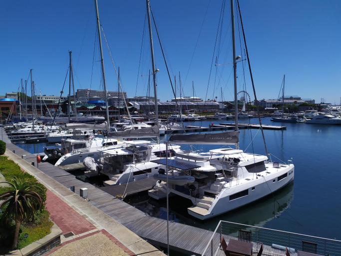 Others 3, Unique 3 Bedroom in V A Waterfront, City of Cape Town