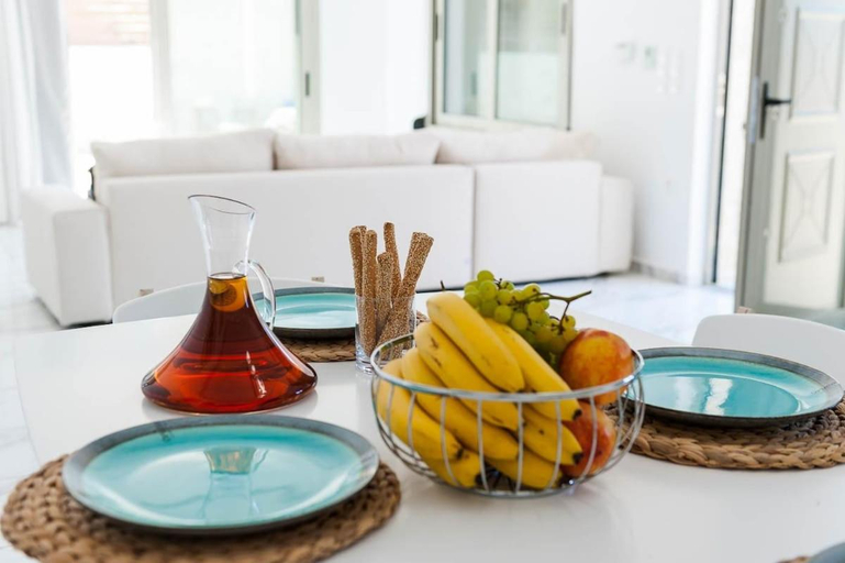 Others 2, Villa Prima - With Private Heated Pool & Jacuzzi, Crete