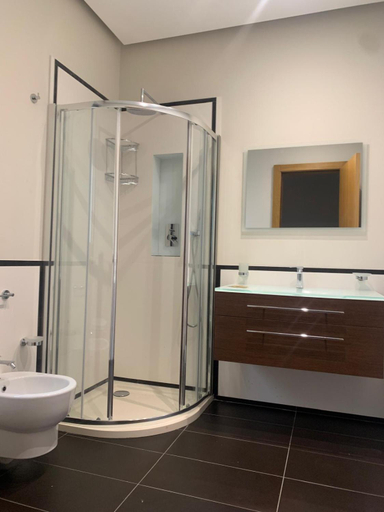 Bathroom 4, Villa Rubino, Palermo