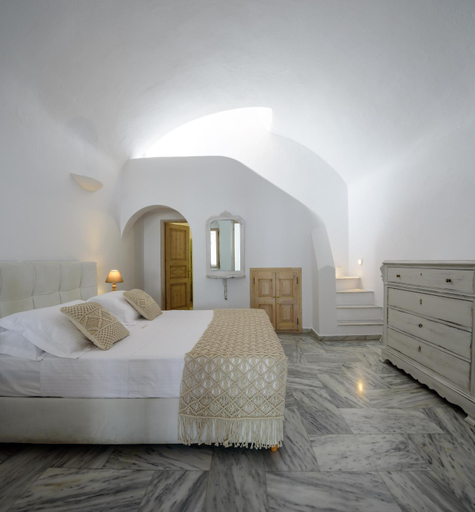 Bedroom 3, Kallisto Hotel, South Aegean