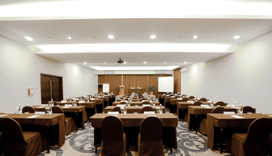 Business Facilities 20