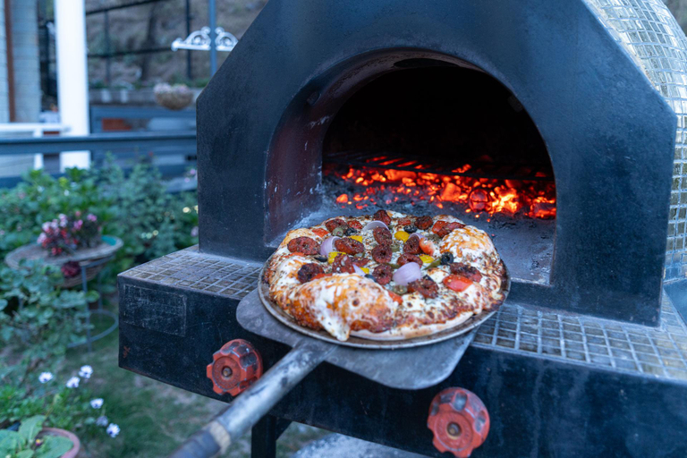 Food & Drinks 4, StayVista at Floradale W/Jacuzzi & Wood-Fire Pizza, Solan