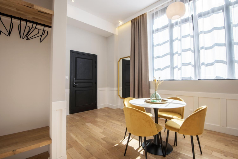 Others 5, Les Suites Faidherbe, Nord