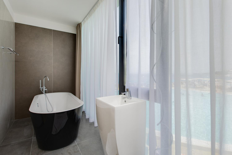 Bathroom 5, Hotel Millenium deluxe, Crikvenica