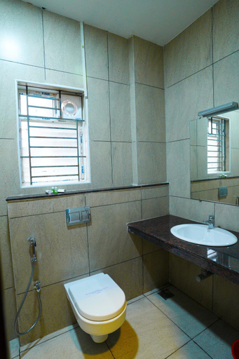 Bathroom 2, Abi's Residency, Thanjavur