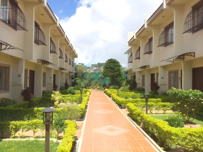 Exterior & Views, Baguio Holiday Villas. Private Villa, Baguio City