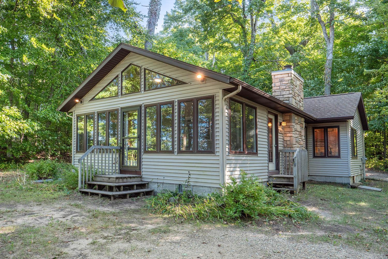 Beach Cottage, Allegan