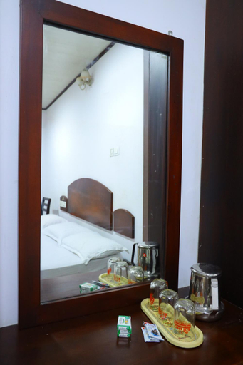 Bedroom, Ramanilayam Tourist Home, Alappuzha