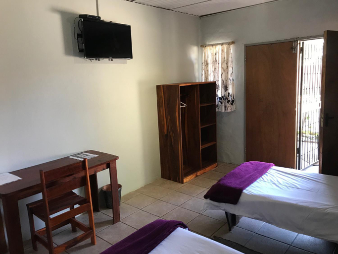 Others 2, Kololo Guesthouse, Katima Muliro Urban